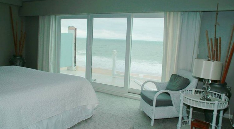 http://www.tghrentals.com/pics/King Master Bedroom - Ocean View